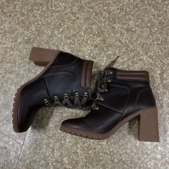 Timberland Women's Brown Boots - Picture 3 of 6